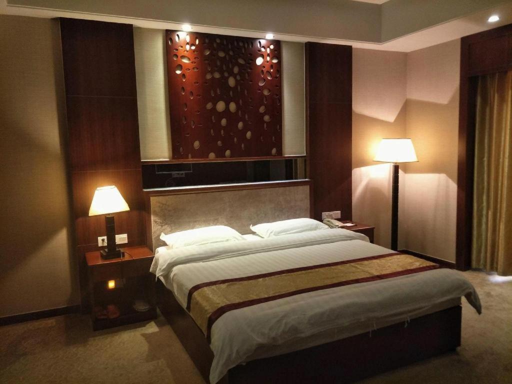 Longyan Capital International Hot Spring Resort Yongding Exterior foto